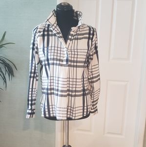 Liz Claiborne white & blue long sleeve blouse